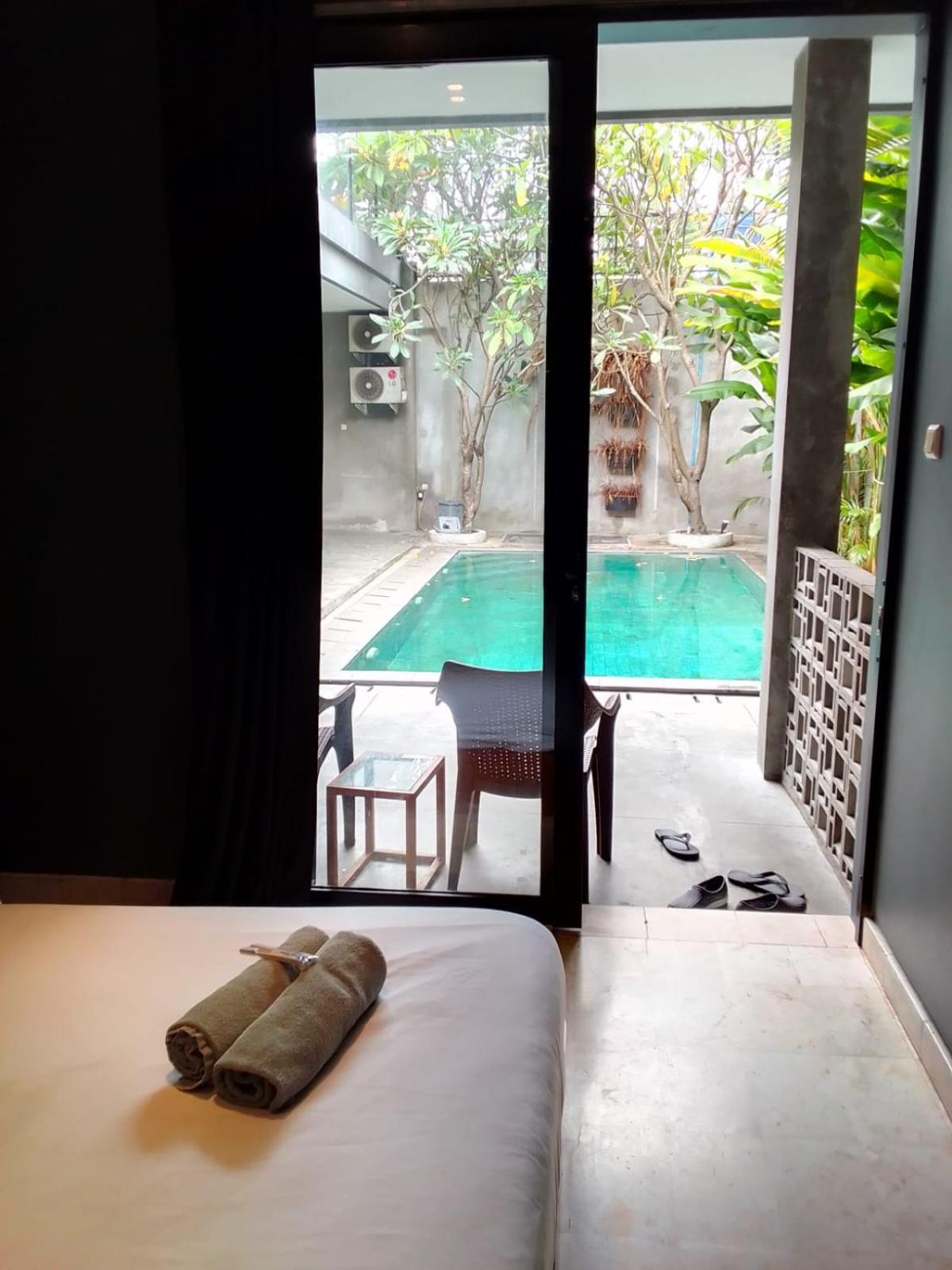 Escotel Casa De Luga ジャカルタ エクステリア 写真